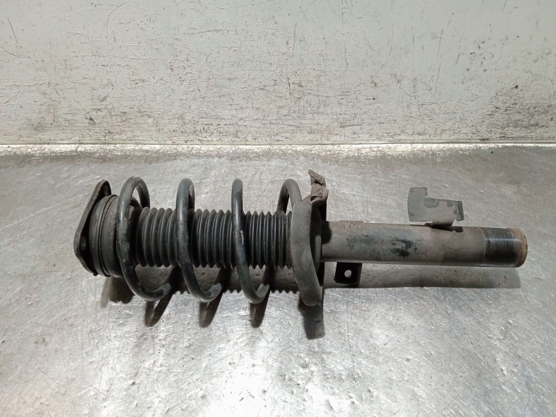 Recambio de amortiguador delantero derecho para ford c-max (cb3) ambiente referencia OEM IAM 3M5118045CBK E5606402 