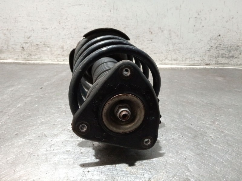 Recambio de amortiguador delantero derecho para ford c-max (cb3) ambiente referencia OEM IAM 3M5118045CBK E5606402 