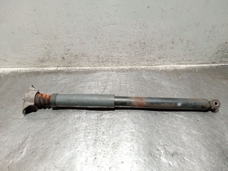 Recambio de amortiguador trasero izquierdo para ford c-max (cb3) ambiente referencia OEM IAM 3M5118080CAL  