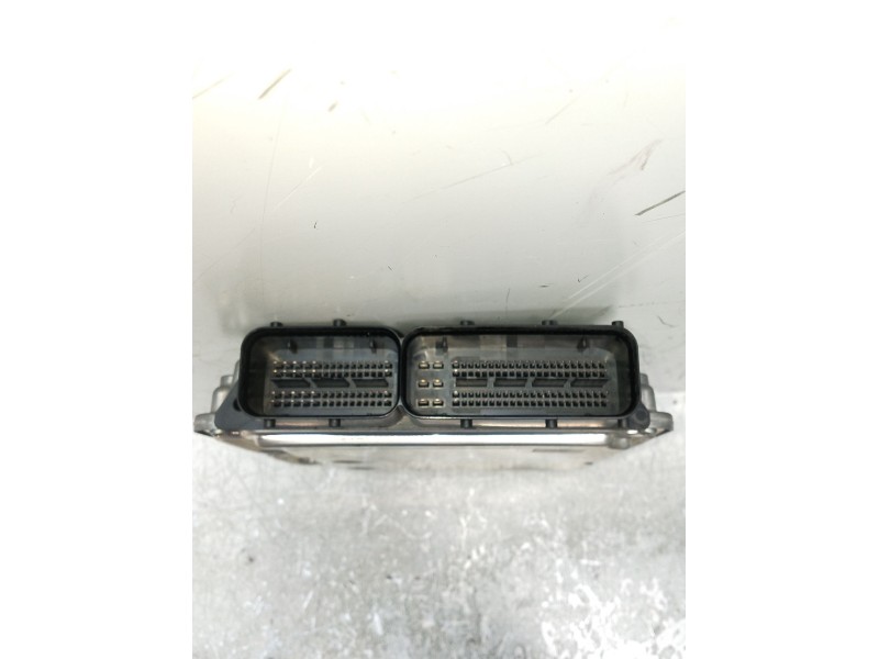Recambio de centralita motor uce para audi a6 berlina (4f2) 2.0 tdi referencia OEM IAM 0281016147  