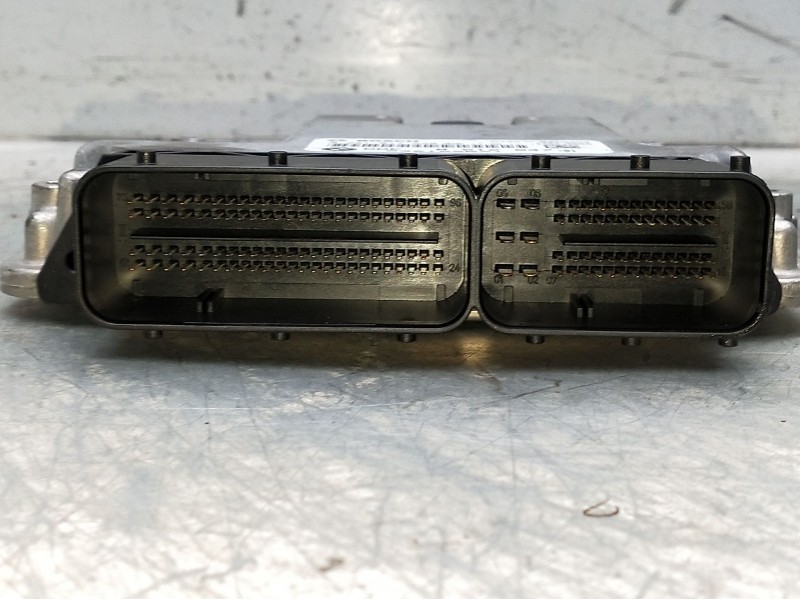 Recambio de centralita motor uce para bmw serie 3 berlina (e90) 320d referencia OEM IAM 028101752085120471039s46969  