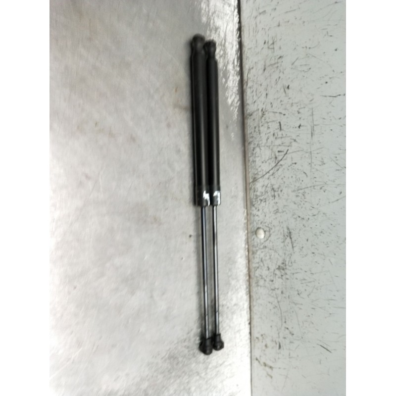Recambio de amortiguadores maletero / porton para opel corsa f referencia OEM IAM 983197668093476478  