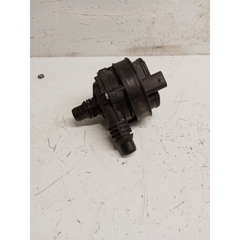 Recambio de bomba agua para mercedes-benz gla (h247) gla 200 d (247.712) referencia OEM IAM 0392023409 A0005003600 