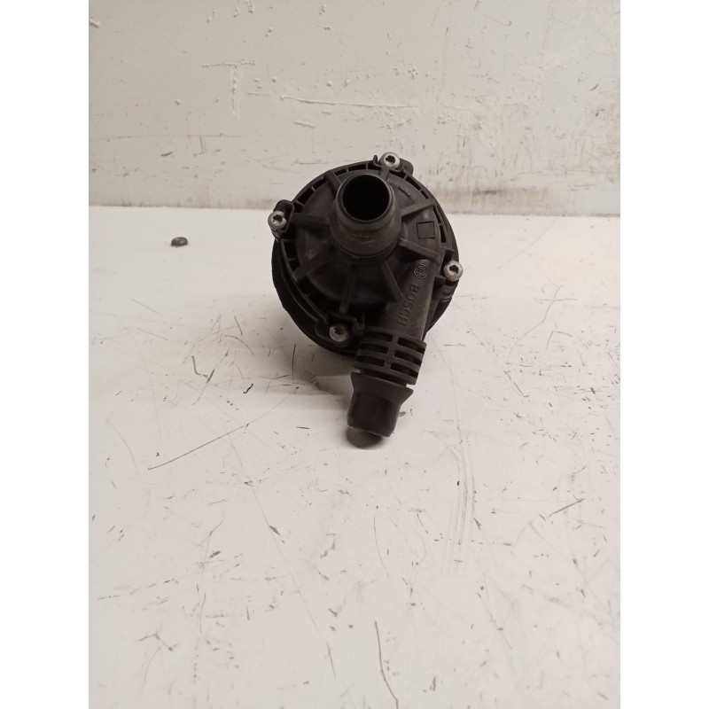 Recambio de bomba agua para mercedes-benz gla (h247) gla 200 d (247.712) referencia OEM IAM 0392023409 A0005003600 
