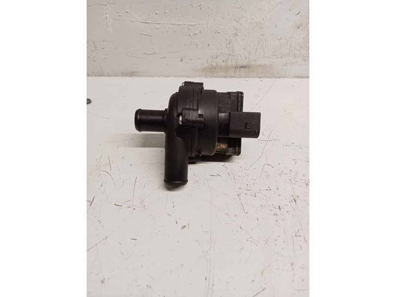 Recambio de bomba agua para mercedes-benz gla (h247) gla 200 d (247.712) referencia OEM IAM 0392023000 A2118350364 