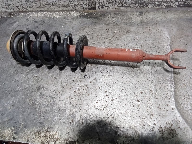 Recambio de amortiguador delantero izquierdo para volkswagen passat berlina (3b3) executive referencia OEM IAM   