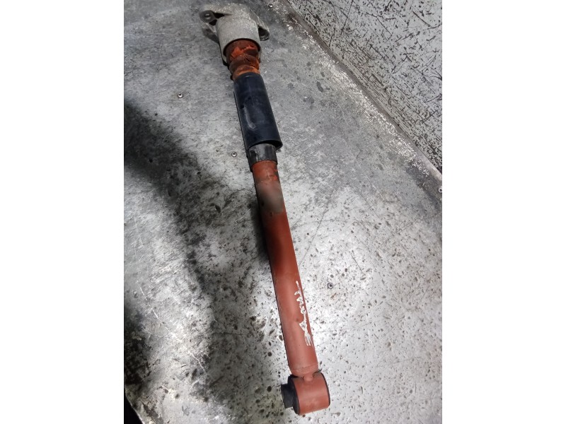 Recambio de amortiguador trasero derecho para volkswagen passat berlina (3b3) executive referencia OEM IAM   