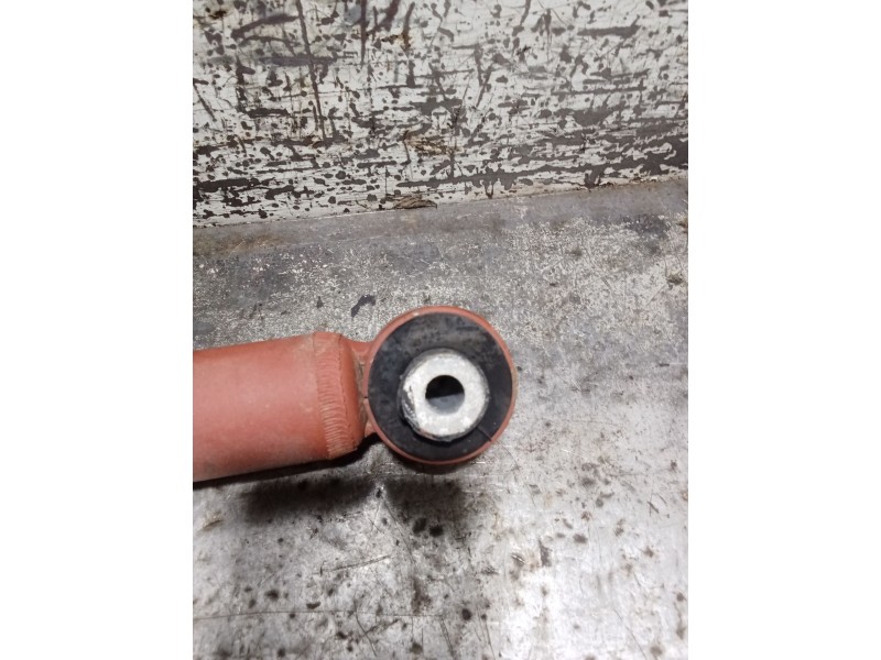 Recambio de amortiguador trasero derecho para volkswagen passat berlina (3b3) executive referencia OEM IAM   