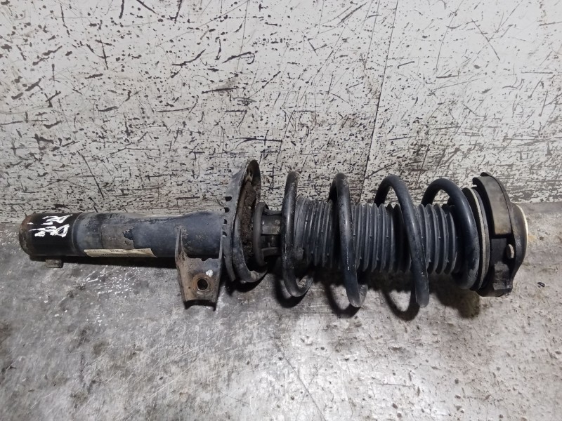 Recambio de amortiguador delantero derecho para volkswagen tiguan (5n1) advance referencia OEM IAM 16A8A2VEA5NO413031K 610001328
