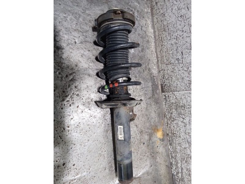 Recambio de amortiguador delantero izquierdo para volkswagen tiguan (5n1) advance referencia OEM IAM 16A8A2VWA5N0413031K 6110013
