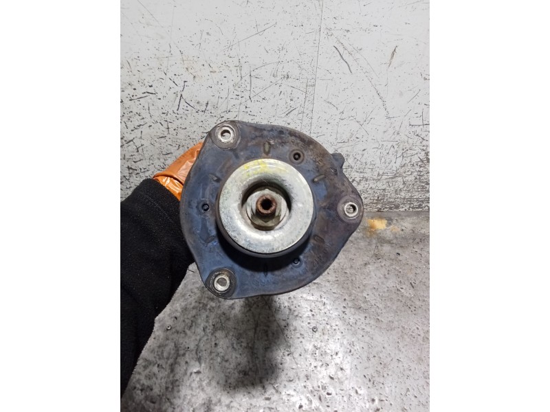 Recambio de amortiguador delantero izquierdo para volkswagen tiguan (5n1) advance referencia OEM IAM 16A8A2VWA5N0413031K 6110013