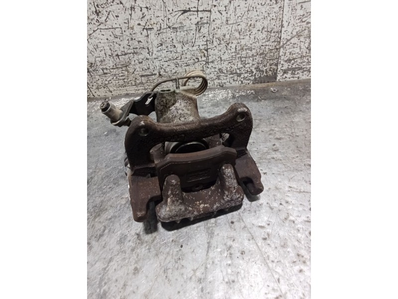 Recambio de pinza freno trasera derecha para volkswagen passat berlina (3b3) executive referencia OEM IAM   