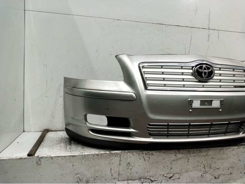 Recambio de paragolpes delantero para toyota avensis berlina (t25) 1.8 sol sedán (4-ptas.) referencia OEM IAM   