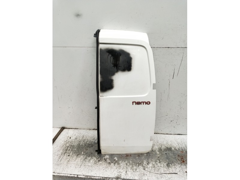 Recambio de puerta trasera derecha para citroën nemo furgoneta/monovolumen (aa_) 1.3 hdi 75 referencia OEM IAM  4p 