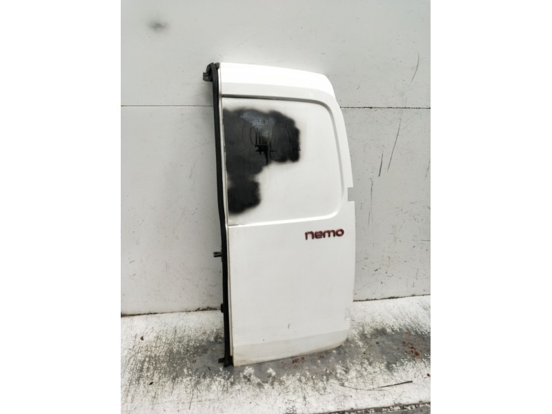 Recambio de puerta trasera derecha para citroën nemo furgoneta/monovolumen (aa_) 1.3 hdi 75 referencia OEM IAM  4p 