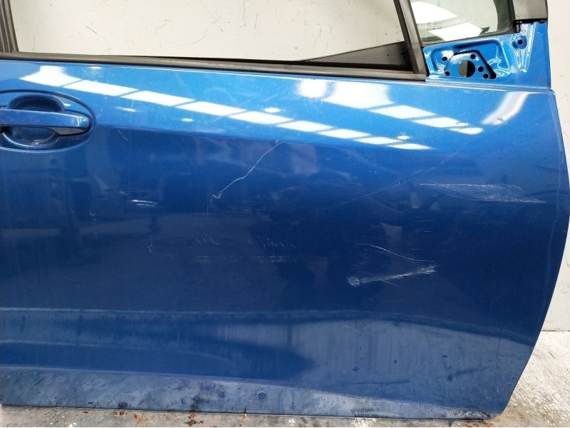 Recambio de puerta delantera izquierda para toyota yaris active referencia OEM IAM  5p 