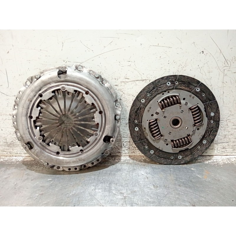 Recambio de kit embrague para citroën berlingo furgoneta/monovolumen (b9) 1.6 hdi 90 referencia OEM IAM 9670270580 9685592080 