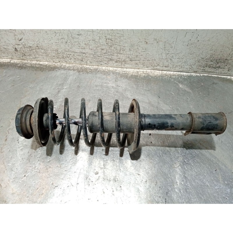 Recambio de amortiguador delantero derecho para renault clio i (b/c57_, 5/357_) 1.4 referencia OEM IAM 7700828680 03041000662B 