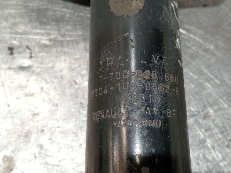 Recambio de amortiguador delantero derecho para renault clio i (b/c57_, 5/357_) 1.4 referencia OEM IAM 7700828680 03041000662B 