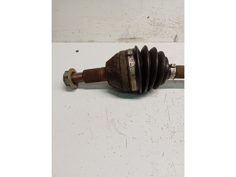 Recambio de transmision delantera izquierda para chevrolet captiva 2.0 vcdi lt referencia OEM IAM 6 96624721 