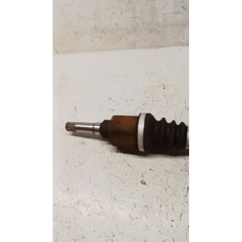 Recambio de transmision delantera derecha para peugeot 207 cc referencia OEM IAM 9651309880  