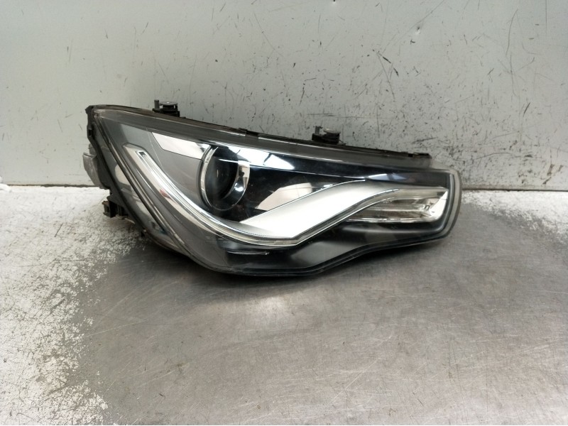 Recambio de faro derecho para audi a1 (8x) ambition referencia OEM IAM 8x0941004m 8k0941597c xenon