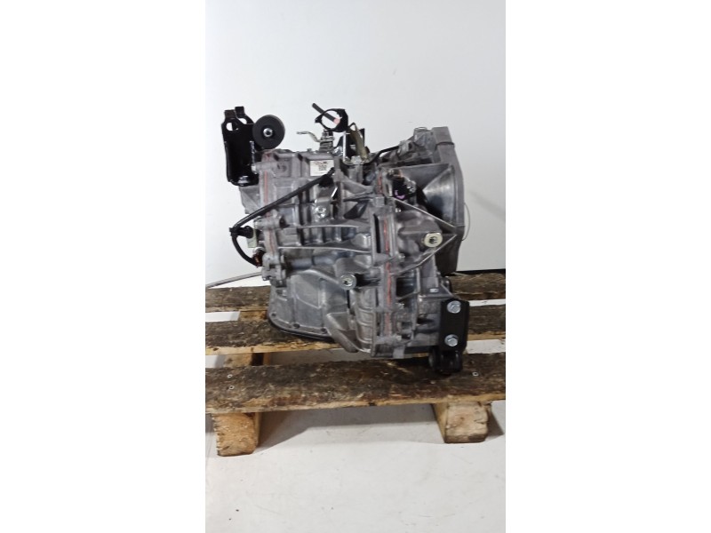Recambio de caja cambios para toyota yaris active referencia OEM IAM ST304105246016JAR119370C001932  