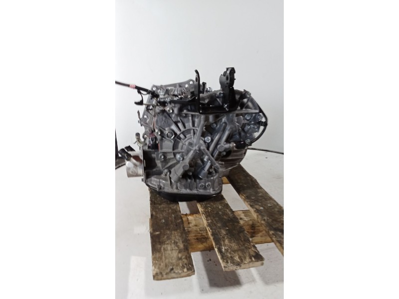 Recambio de caja cambios para toyota yaris active referencia OEM IAM ST304105246016JAR119370C001932  