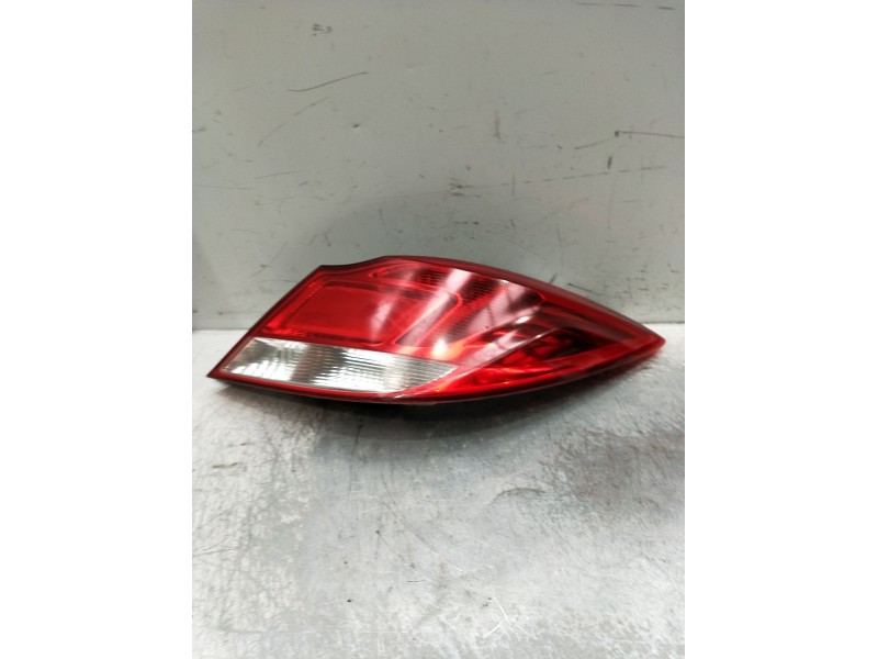 Recambio de piloto trasero derecho para opel insignia a (g09) 2.0 cdti (68) referencia OEM IAM   