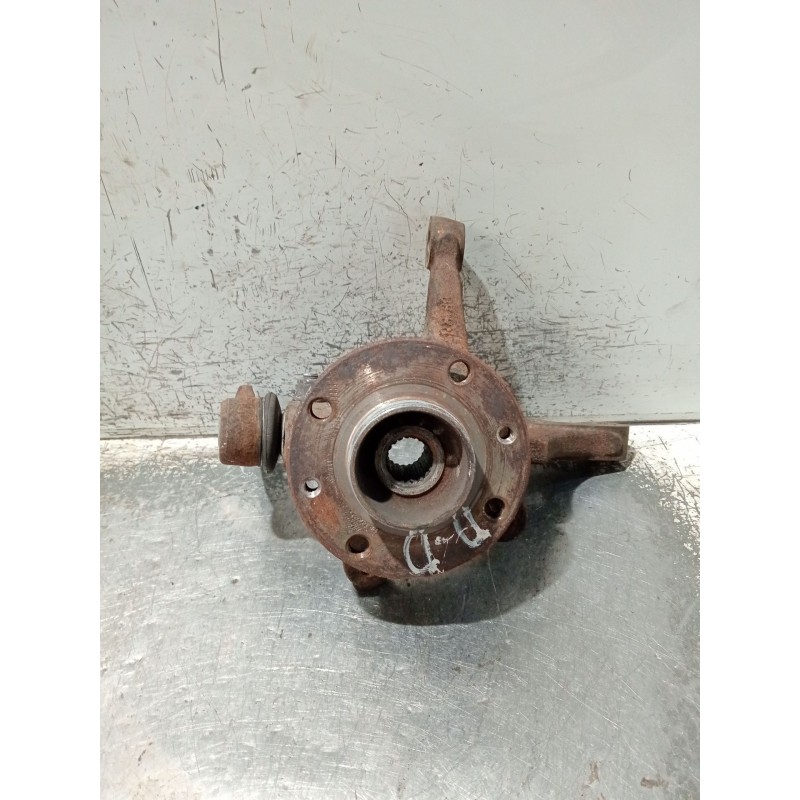 Recambio de mangueta delantera derecha para renault clio i (b/c57_, 5/357_) 1.4 referencia OEM IAM   