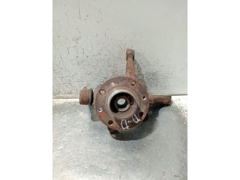 Recambio de mangueta delantera derecha para renault clio i (b/c57_, 5/357_) 1.4 referencia OEM IAM   