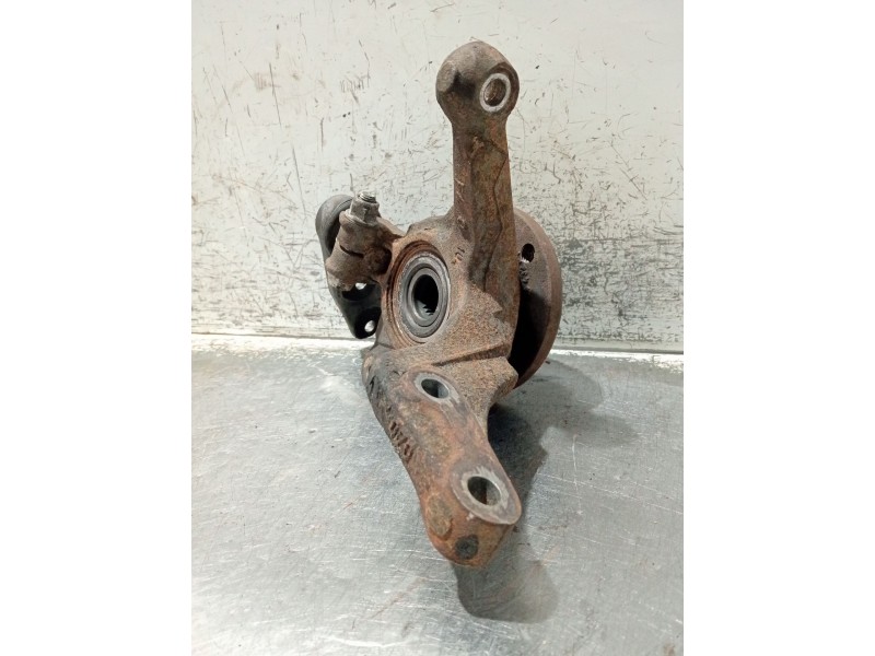 Recambio de mangueta delantera izquierda para renault clio i (b/c57_, 5/357_) 1.4 referencia OEM IAM   