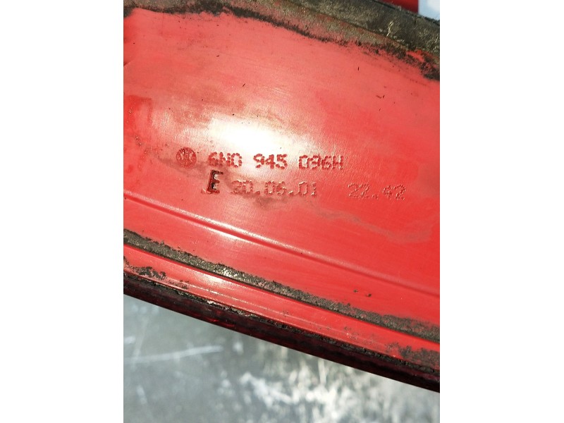 Recambio de piloto trasero derecho para volkswagen polo (6n2) 1.9 sdi referencia OEM IAM 6N0945096H  