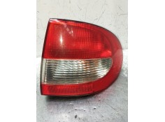 Recambio de piloto trasero derecho para renault megane i fase 2 classic (la..) referencia OEM IAM 7700428059  