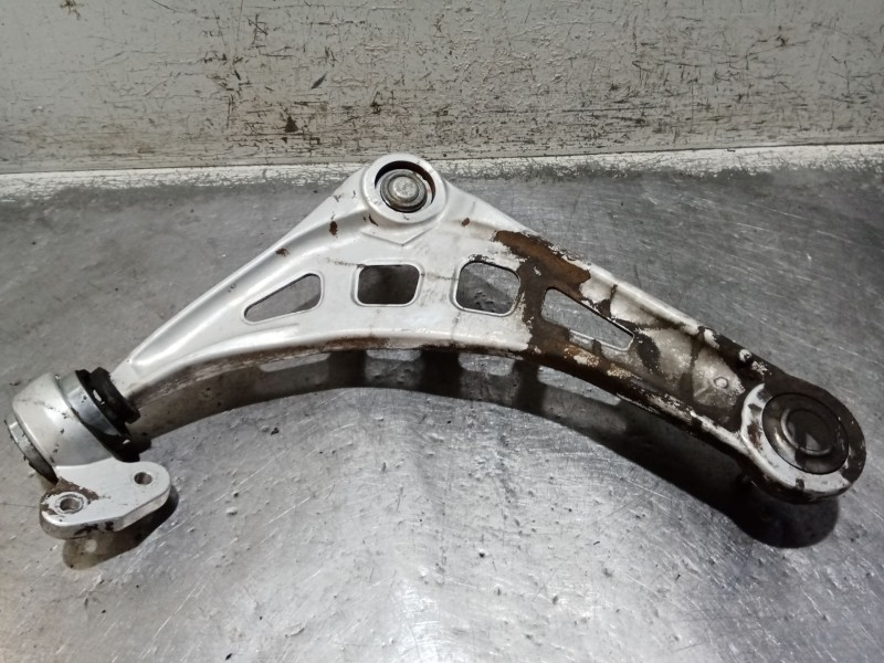 Recambio de brazo suspension inferior delantero izquierdo para bmw serie 3 berlina (e46) referencia OEM IAM   