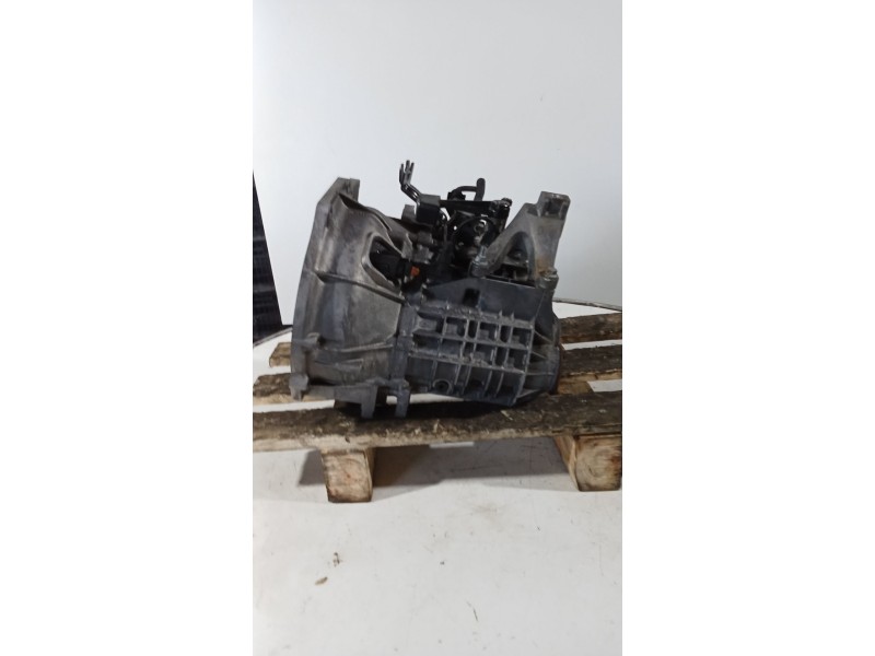 Recambio de caja cambios para volvo s40 berlina 1.6 d kinetic referencia OEM IAM 6N5R7002YB T1GE2190606151604 