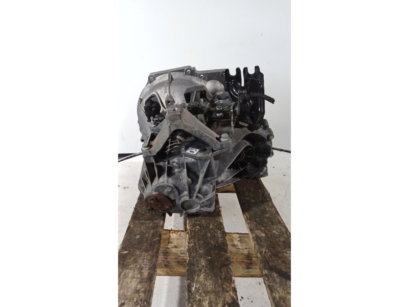 Recambio de caja cambios para volvo s40 berlina 1.6 d kinetic referencia OEM IAM 6N5R7002YB T1GE2190606151604 