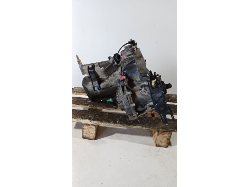 Recambio de caja cambios para renault clio i (b/c57_, 5/357_) 1.4 referencia OEM IAM jb1043 S261063 