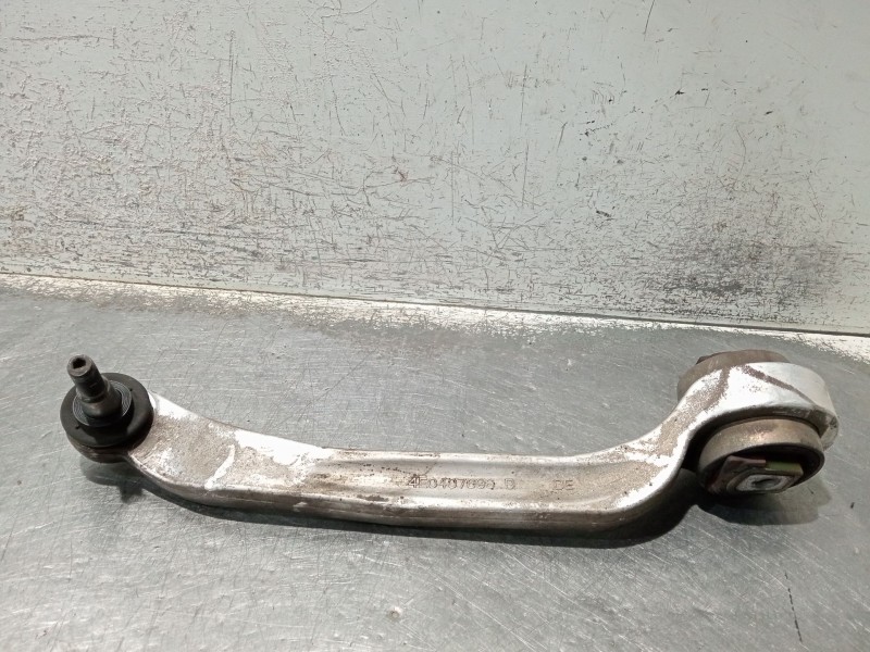Recambio de brazo suspension inferior delantero derecho para audi a8 (4e2) 4.2 quattro referencia OEM IAM 4E0407696B  