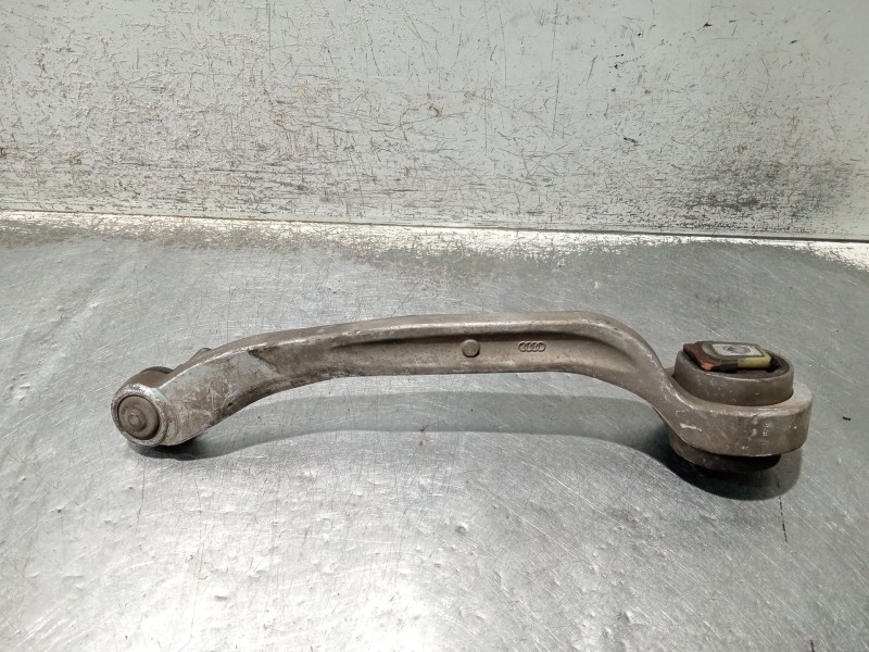 Recambio de brazo suspension inferior delantero derecho para audi a8 (4e2) 4.2 quattro referencia OEM IAM 4E0407696B  