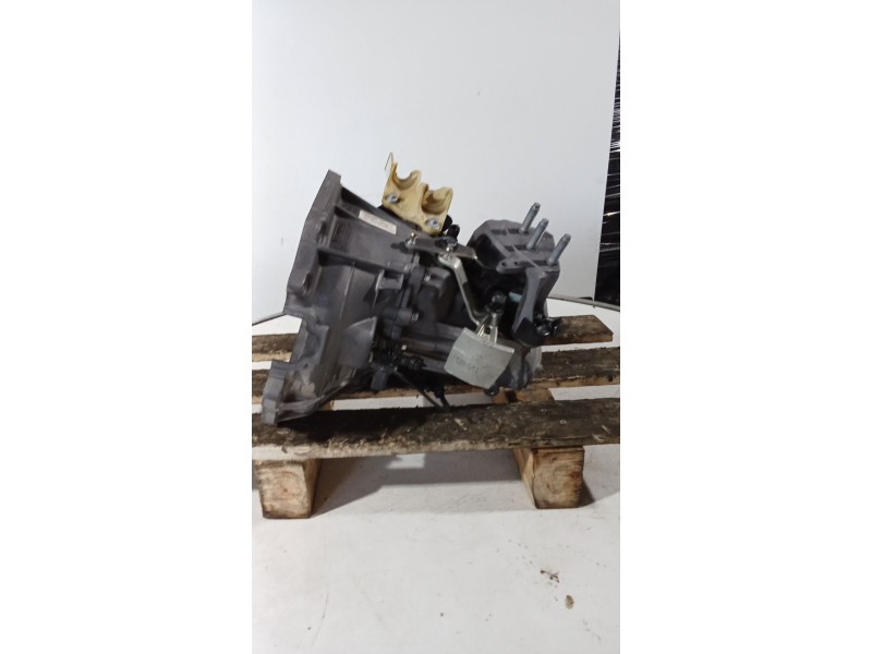 Recambio de caja cambios para ford puma referencia OEM IAM L1TR7002CFC T6TB1021219001346 