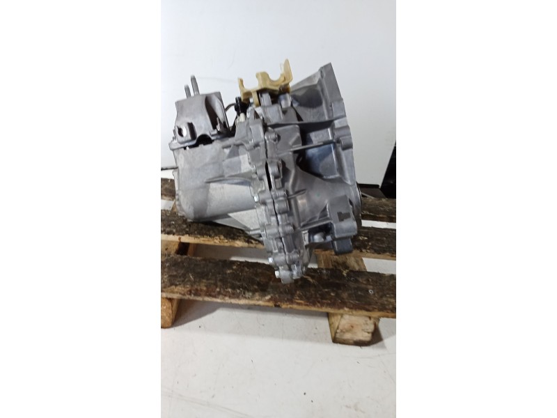 Recambio de caja cambios para ford puma referencia OEM IAM L1TR7002CFC T6TB1021219001346 
