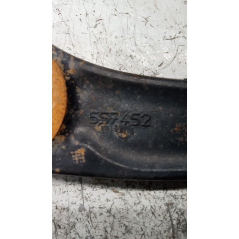 Recambio de brazo suspension superior delantero izquierdo para citroën c4 coupe by loeb referencia OEM IAM   