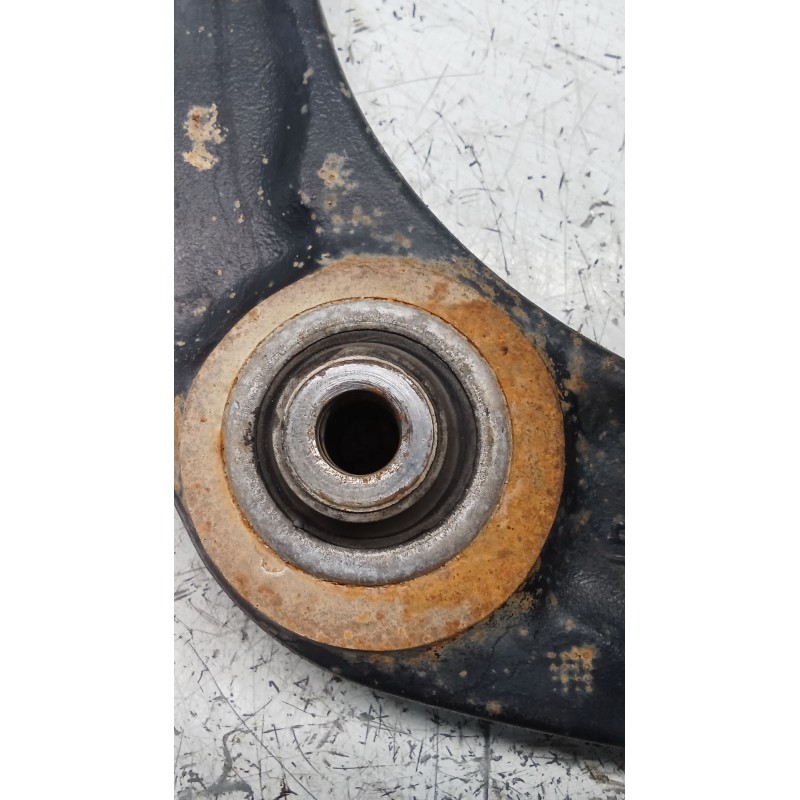Recambio de brazo suspension superior delantero izquierdo para citroën c4 coupe by loeb referencia OEM IAM   