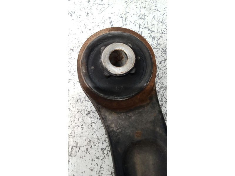 Recambio de brazo suspension superior delantero derecho para citroën c4 coupe by loeb referencia OEM IAM 566792ax  