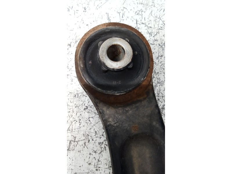 Recambio de brazo suspension superior delantero derecho para citroën c4 coupe by loeb referencia OEM IAM 566792ax  