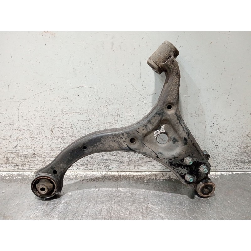 Recambio de brazo suspension inferior delantero derecho para kia carnival / grand carnival iii (vq) 2.9 crdi referencia OEM IAM 