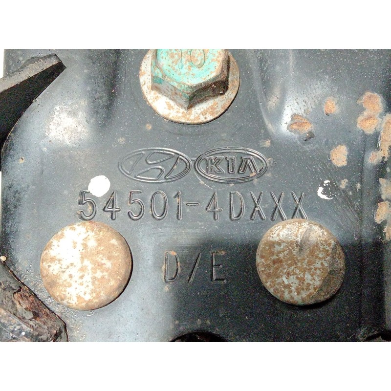 Recambio de brazo suspension inferior delantero derecho para kia carnival / grand carnival iii (vq) 2.9 crdi referencia OEM IAM 