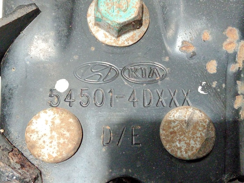 Recambio de brazo suspension inferior delantero derecho para kia carnival / grand carnival iii (vq) 2.9 crdi referencia OEM IAM 