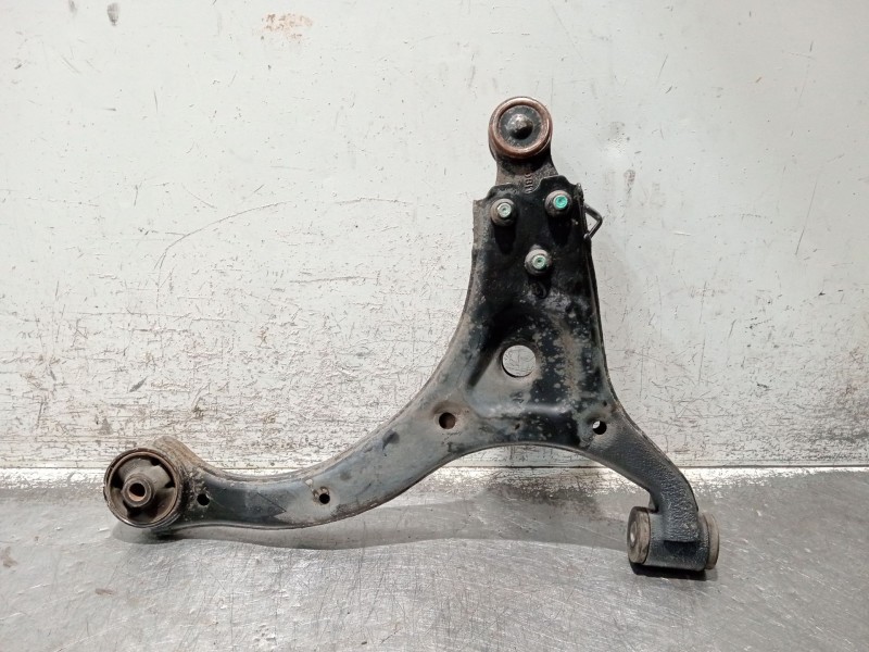 Recambio de brazo suspension inferior delantero izquierdo para kia carnival / grand carnival iii (vq) 2.9 crdi referencia OEM IA